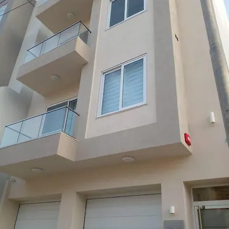 Inviting 1-doublebed In Qawra Apartament